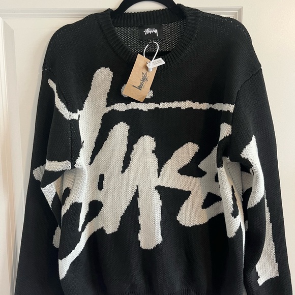 Stussy Men's Crewneck Sweater in Black and White